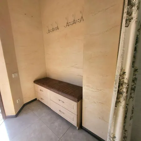Таун Хаус Червоный Хутор Vakantiehuis *